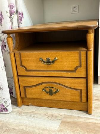 Тумбочки из качественного дерева, белорусская мебель