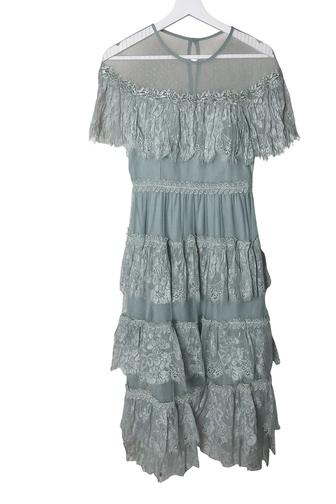 Красивое вечернее платье