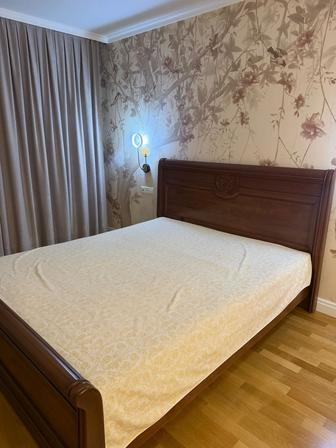 Кровать двухспальная