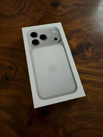 Айфон 17 про