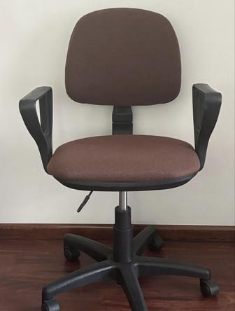 Продам компьютерное кресло