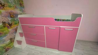 Продам детскую кровать в отличном состоянии