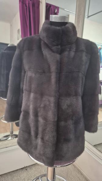 Продам шубу норковую