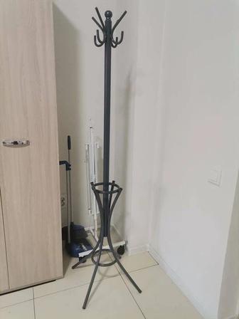 Срочно продам вешелка