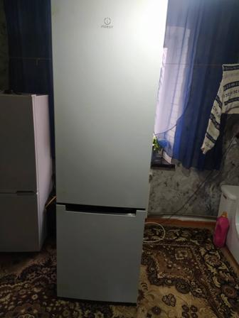 Холодильник indesit no frost