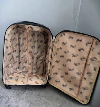 ПРОДАМ ВЫГОДНО чемодан, СРЕДНИЙ, (24х32х54см), ручная кладь, крепкий ЕС бу