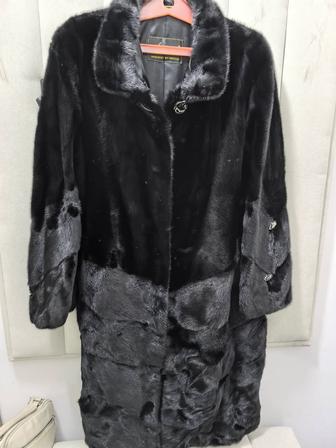 Женская норковая шуба
