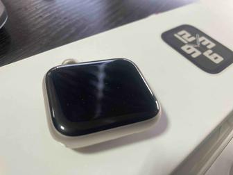 Apple Watch 2-gen 40mm Starlight (GPS)