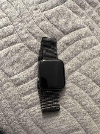 Продам часы Apple Watch 4 версия