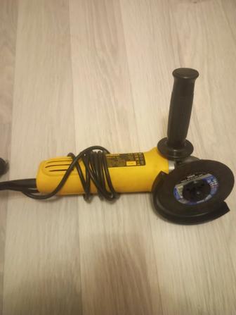 Болгарка УШМ DeWalt