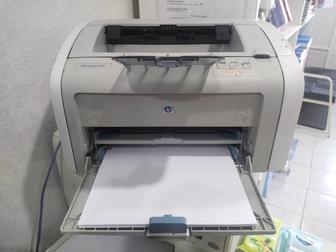 Принтер hp1020