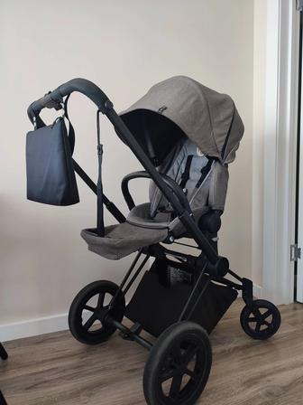 Продам коляску Cybex. Легкая в управлении