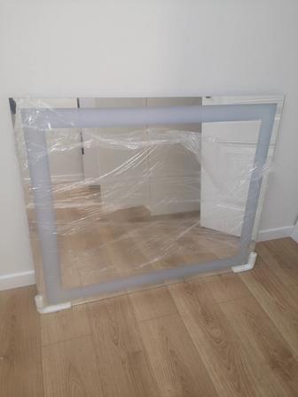 Продам зеркало с подсветкой