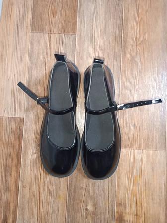 Туфли женские 42-43 размер