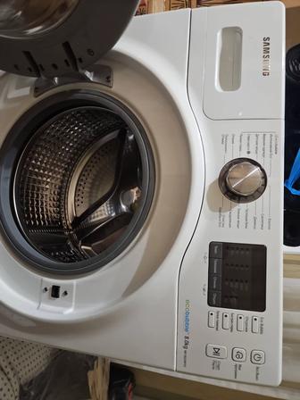 Продам стиральную машину