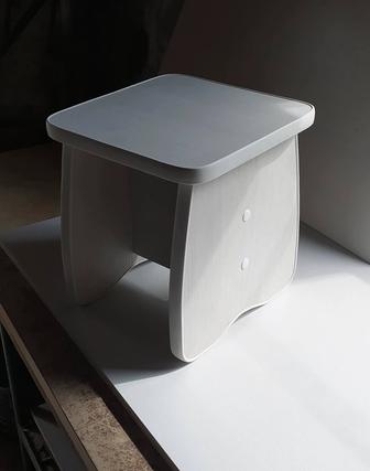 Продам табуретки новые