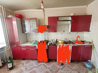 Продам Кухонный мебели и шкаф и ванну забираете кому нужен