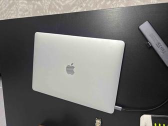 Macbook Air M1 2020