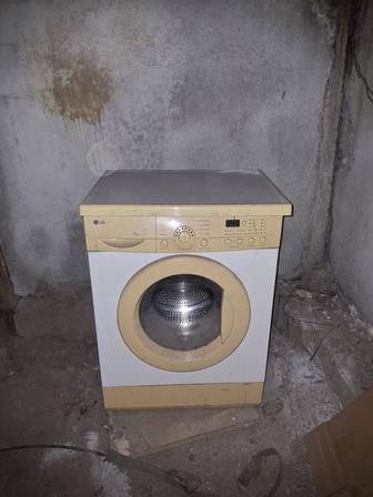 Продам стиральную машину