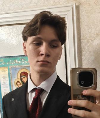 Официант / официантка