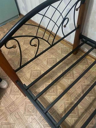 Кровать 90см х 2м железный