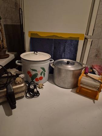 Кастрюля 6 и 7 литров. Советская.