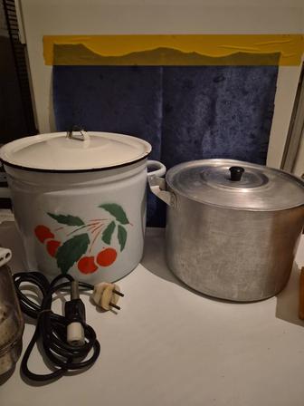 Кастрюля 6 и 7 литров. Советская.
