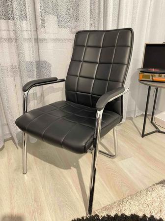 Офисные стулья