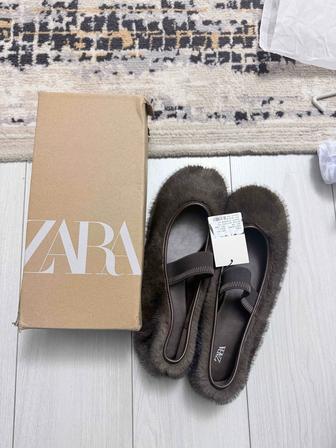 Продам меховые балетки Zara