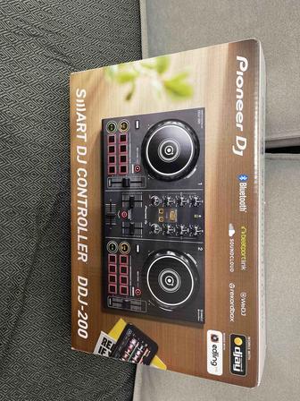DJ pioneer ddj 200