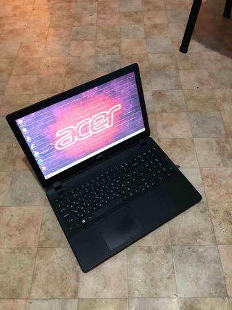 Aser ноутбук в отличном состоянии продам все хорошо работает срочно
