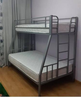 Продам двухъярусную кровать