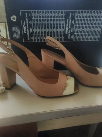 Продам босоножки fabiani (Италия)