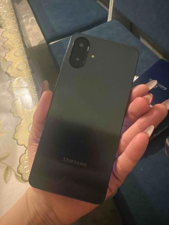 Продается телефон