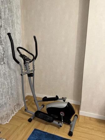 Продам тренажер эллипс