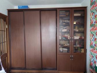 Шкаф купе и письменный стол