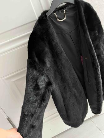 норковая шуба новая 46-50р