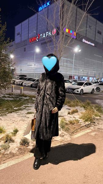 Продаю новую шубу ( возможен торг )