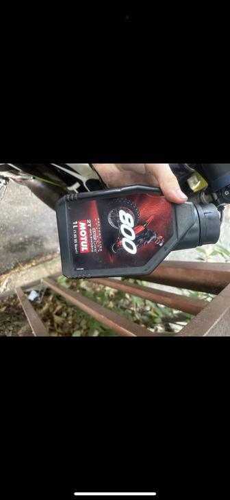 Куплю масло motul 2t 800серии синтетика
