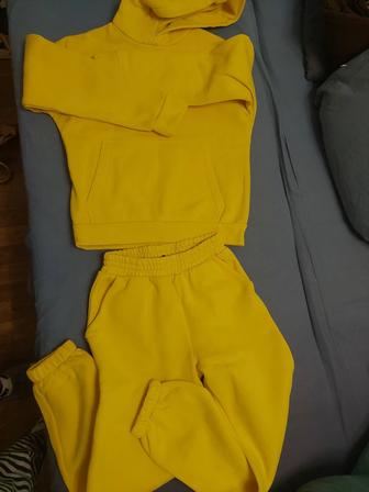 Спортивный костюм