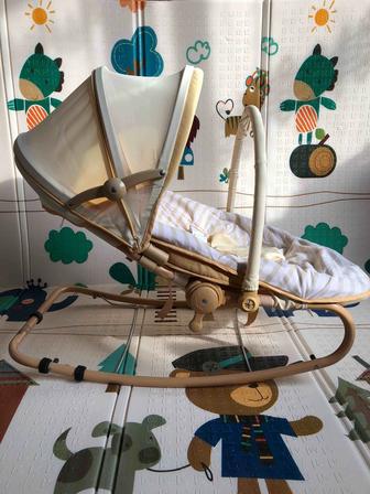 Детский шезлонг Katoji. Люлька-качалка. Идеальное состояние.