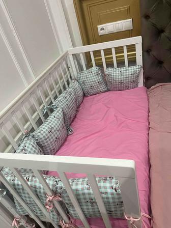 Продам детскую кроватку