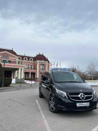 Аренда премиум минивэна Mercedes-Benz V-Class с водителем