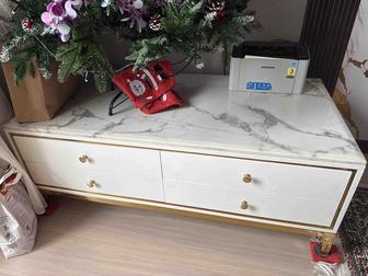 Журнальный столик