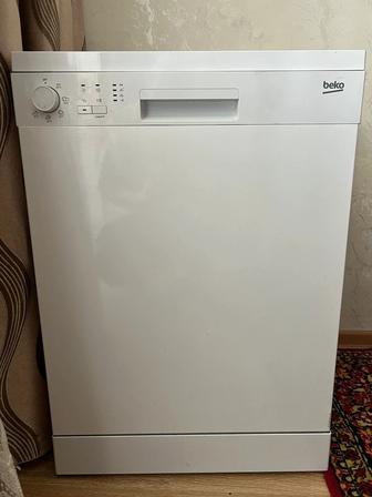 Продам посудомоечную машину