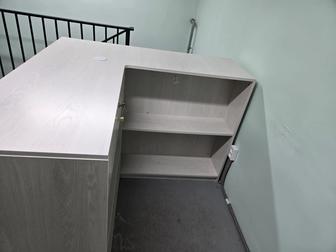 Продам стол для ресепшена .