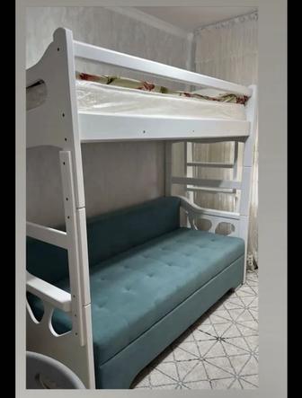 Двух ярусная кровать , 3 спальных места