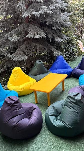 Пуфики и кресла-мешки для большой компании комфорт для всех!