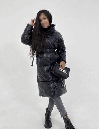 Продам новые зимние пуховики из экокожи остались только 50 размер.