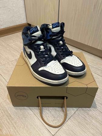 Nike Air Jordan 1 Retro High OG University Blue